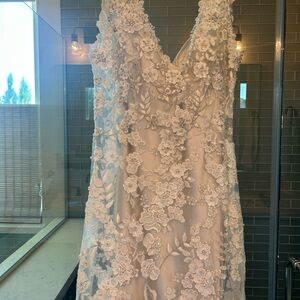 Elegant White Floral Lace wedding  Dress